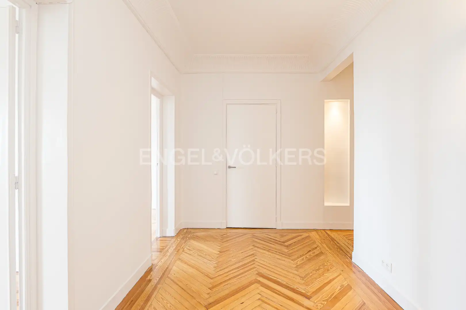 Wohnung zur Miete in Madrid mit Klimaanlage, Heizung und Parkett