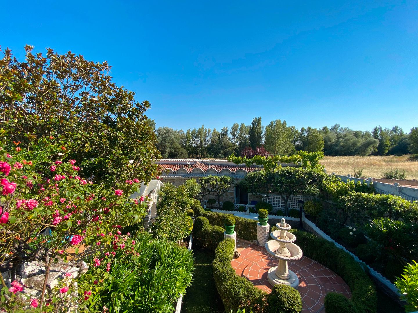 Single-family semi-detached for sale in Calle Colombia, Barriada Yagüe