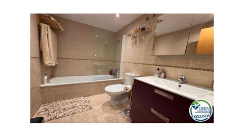 Foto 5 de Piso en venta en Avenida del Port Joan, 12, Santa Margarita, Roses