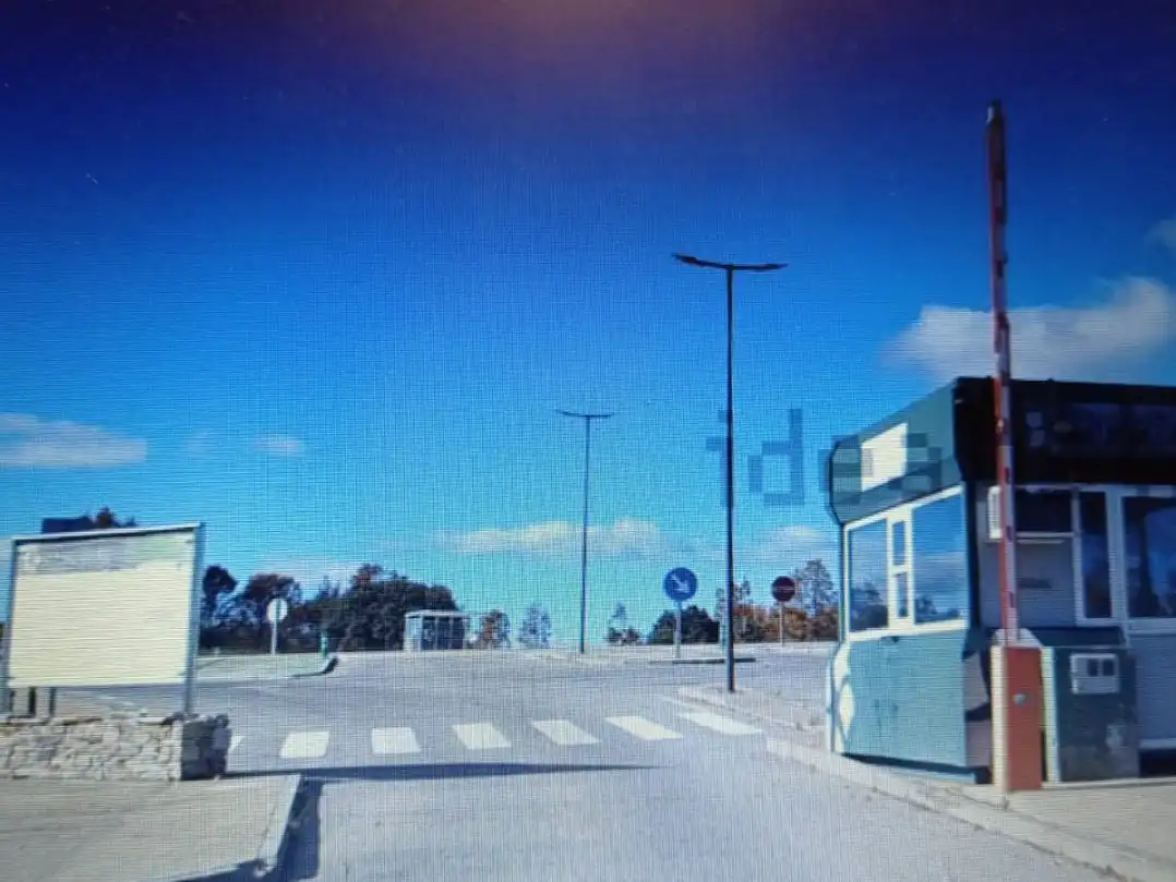 Außenansicht von Residential zum Verkauf in Garrafe de Torío