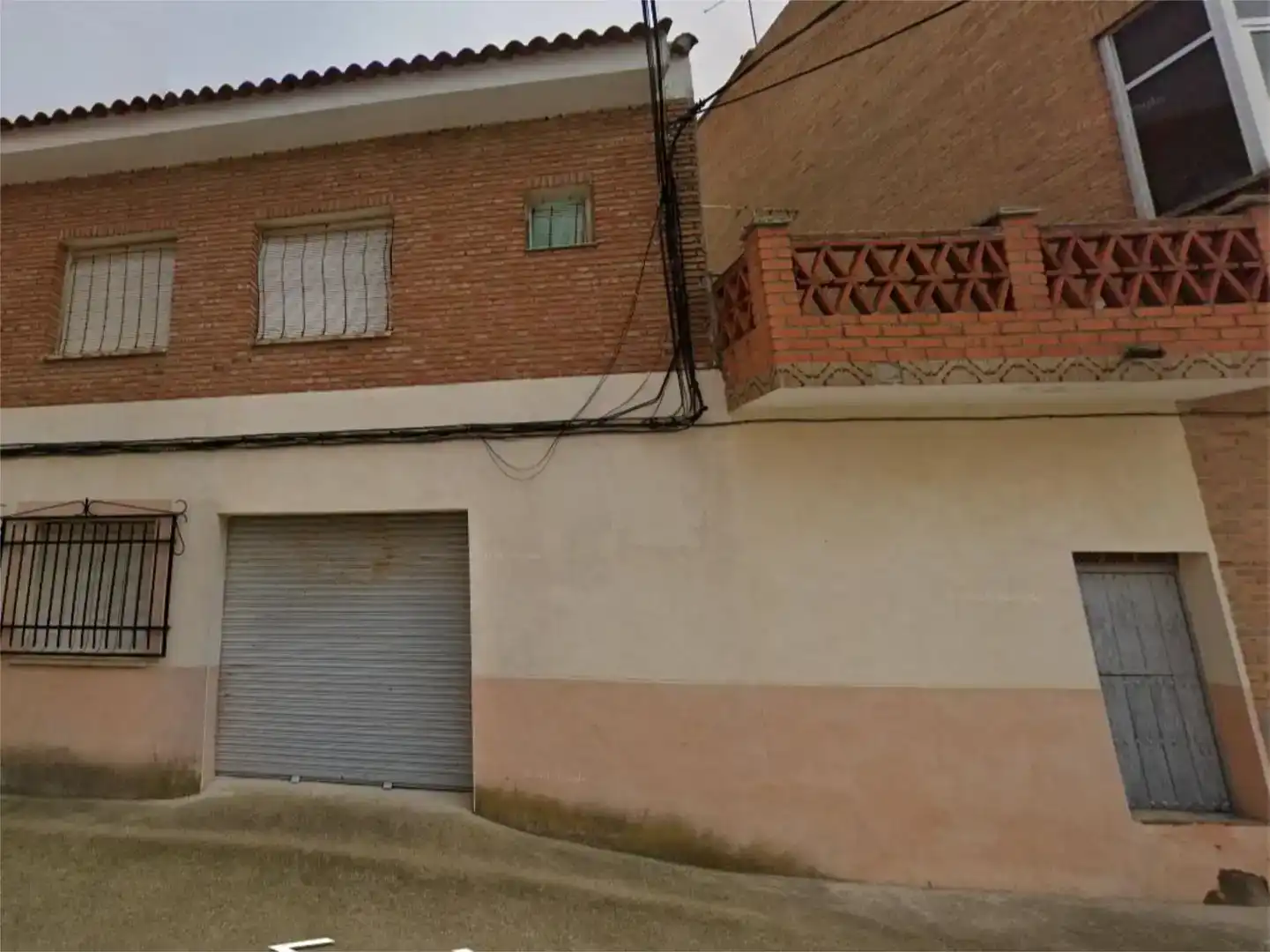 Vista exterior de Pis en venda en La Mata amb Balcó