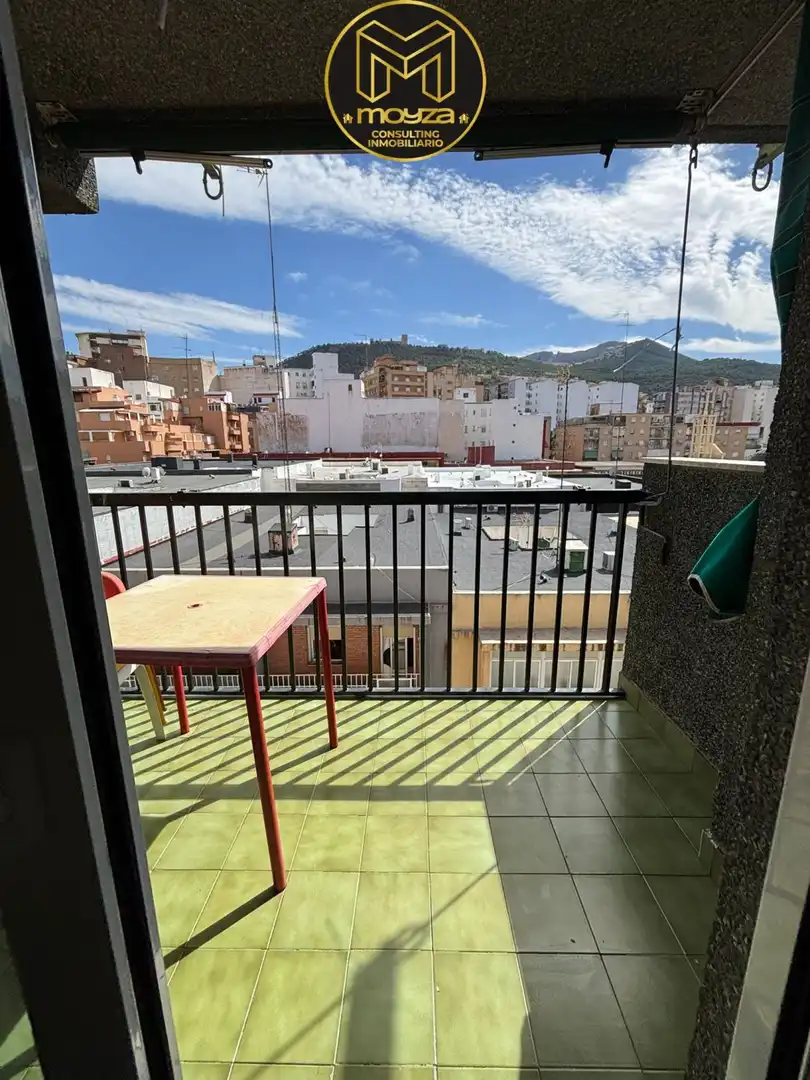 Maisonette zur Miete in Peñamefecit - Avda Barcelona
