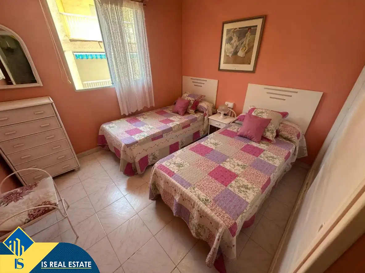 Dormitori de Apartament en venda en Torrevieja amb Aire condicionat, Calefacció i Terrassa