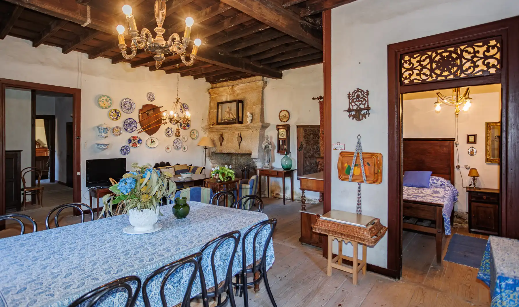 Comedor de Finca rústica en venta en Cenlle