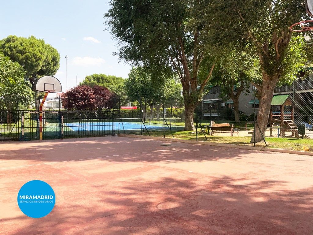 Piscina de Pis en venda en Paracuellos de Jarama