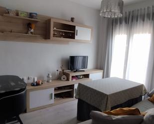 Living room of Flat to rent in  Sevilla Capital  with Air Conditioner, Heating and Parquet flooring