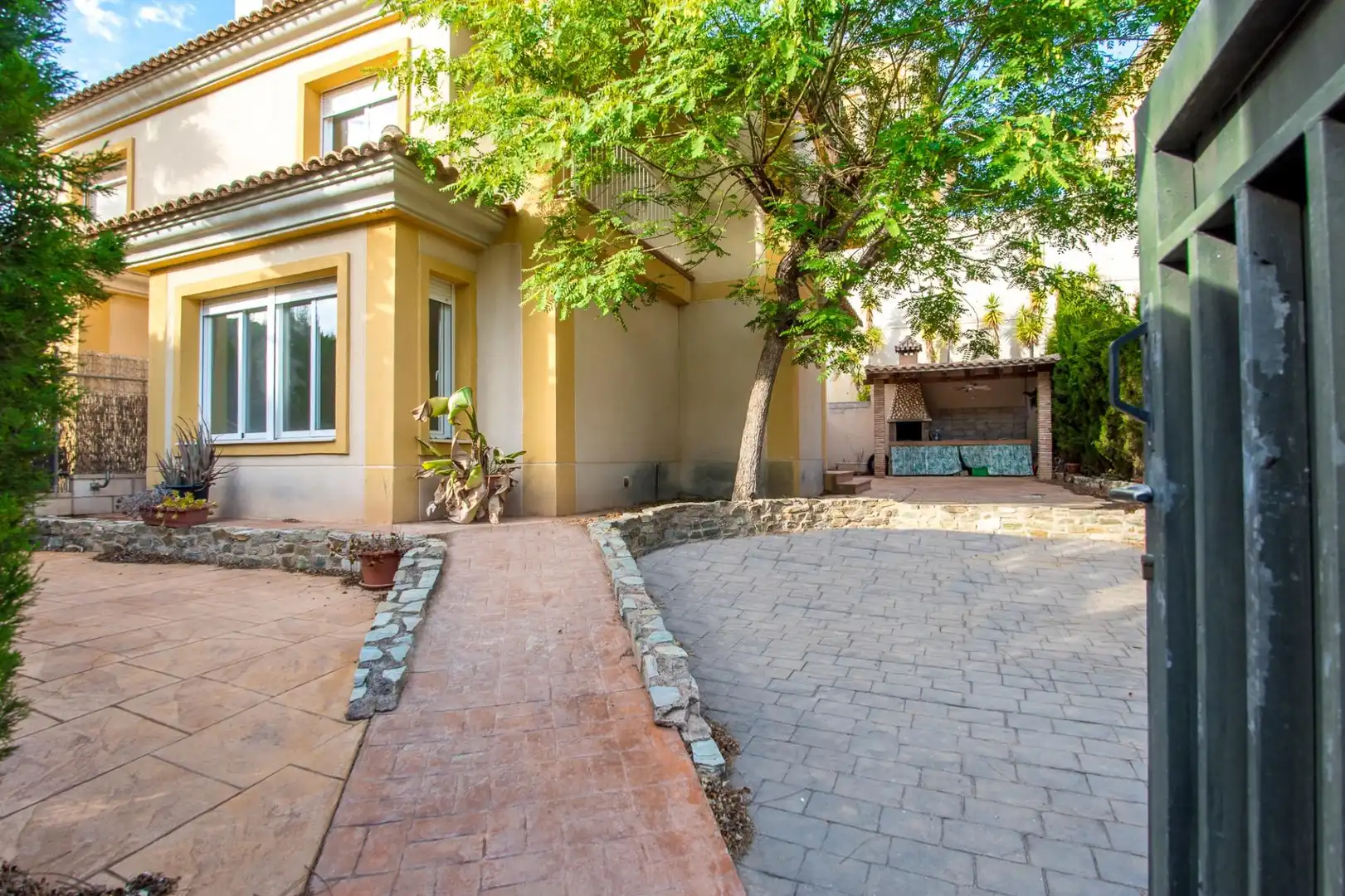 Chalet con terraza en venta en Calle LAVANDA 51, imagen 2