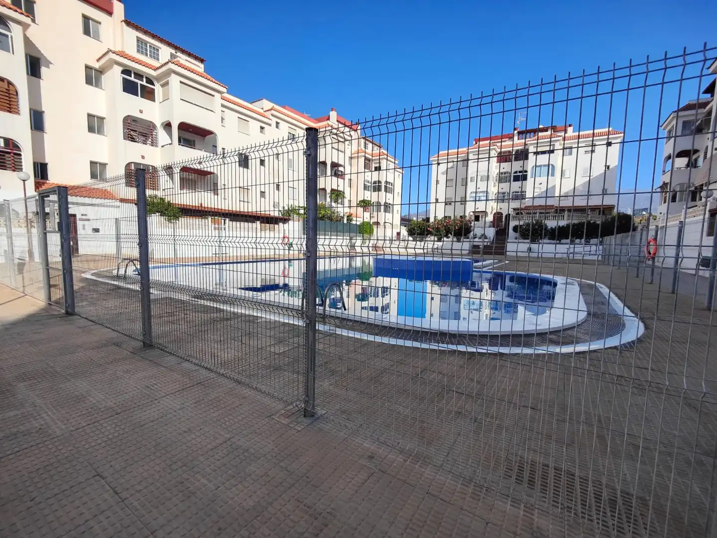 Piscina de Planta baja en venta en Arona con Jardín privado, Terraza y Amueblado