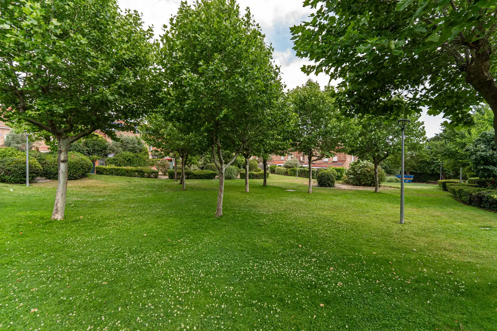 Jardín de Casa adosada en venta en Las Rozas de Madrid con Aire acondicionado, Calefacción y Jardín privado
