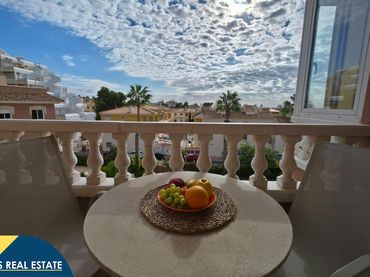 Apartamento con piscina en venta en Nueva Torrevieja - Aguas Nuevas