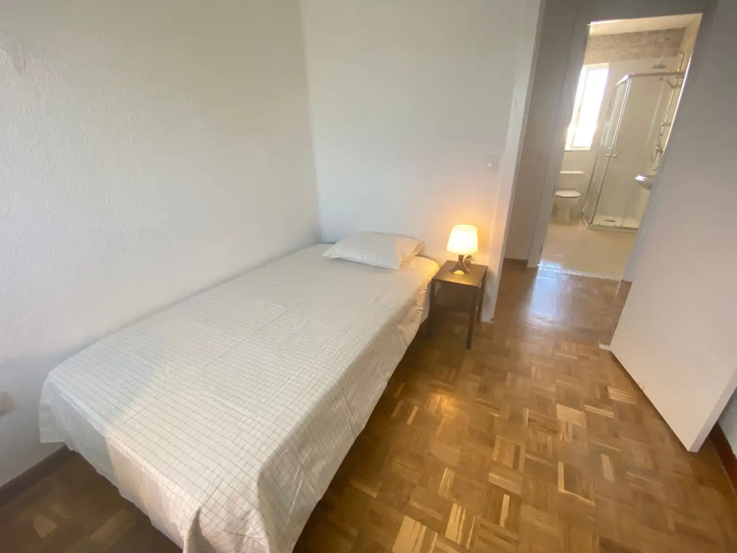 Habitació a Calle Hornero, Opañel