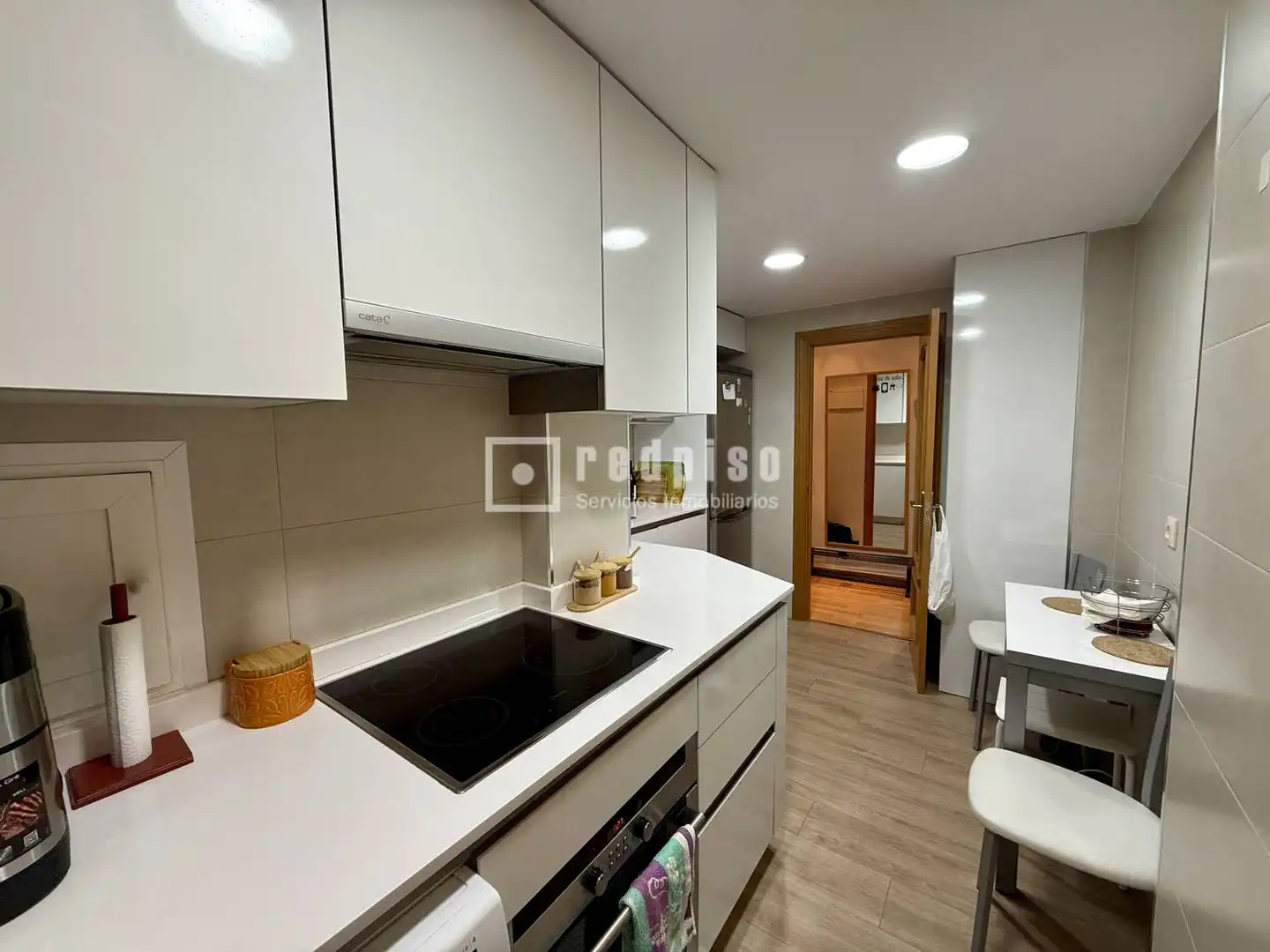 Küche von Wohnung zum Verkauf in Madrid mit Klimaanlage, Heizung und Privatgarten