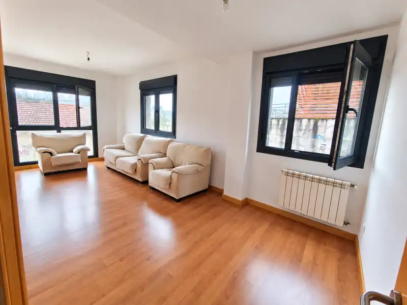 Living room of Flat for sale in Pravia, Asturias