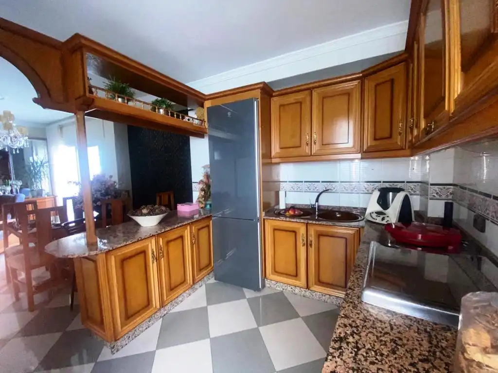 Cuina de Finca rústica en venda en Canillas de Albaida amb Aire condicionat