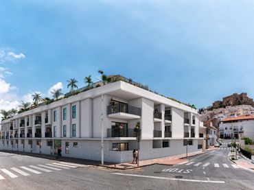Neubau-Erdgeschosswohnung mit Pool zum Verkauf in Avenida 28 de Febrero 20