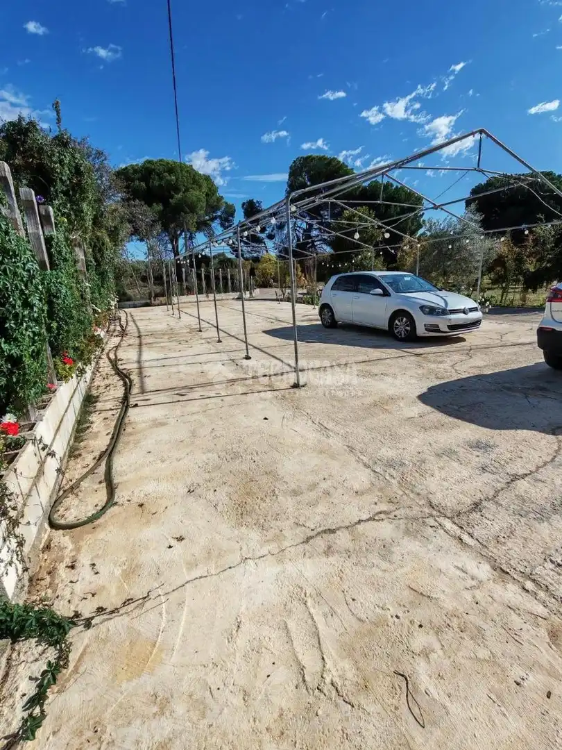 Finca rústica en venta en Marchena con Aire acondicionado