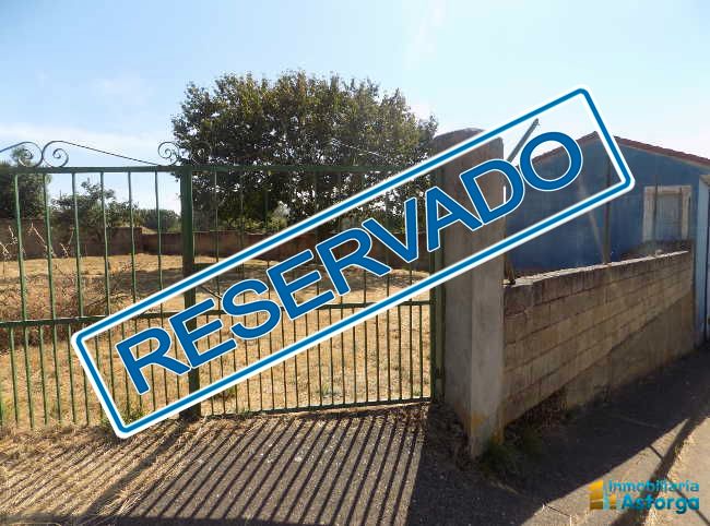 Casa adosada en venda en Villamejil amb Calefacció i Jardí privat