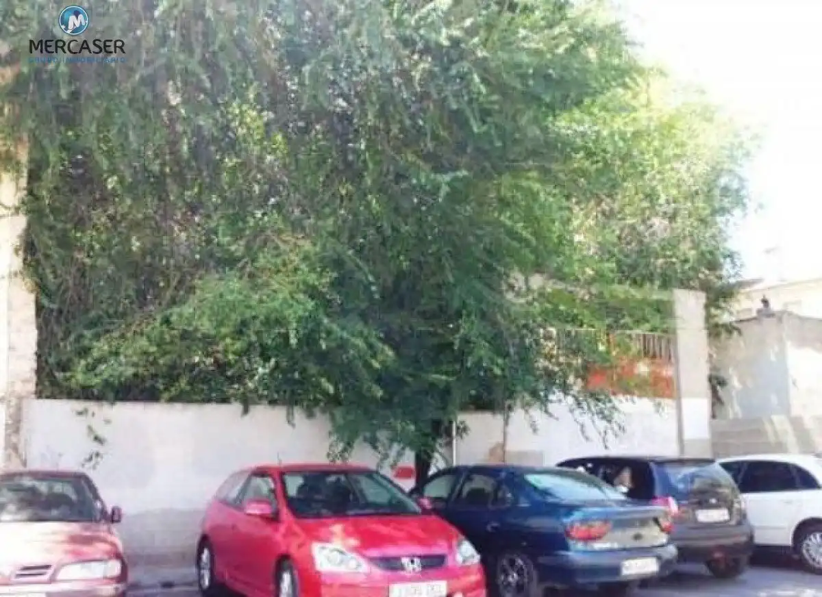 Terreny residencial en venda a Calle DOCTOR CREUS