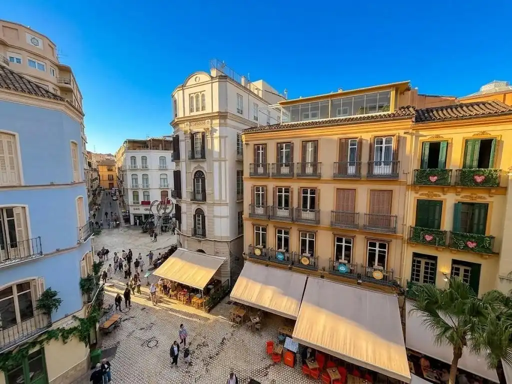 Exterior view of Flat for sale in Málaga Capital  with Air Conditioner, Terrace and Storage room