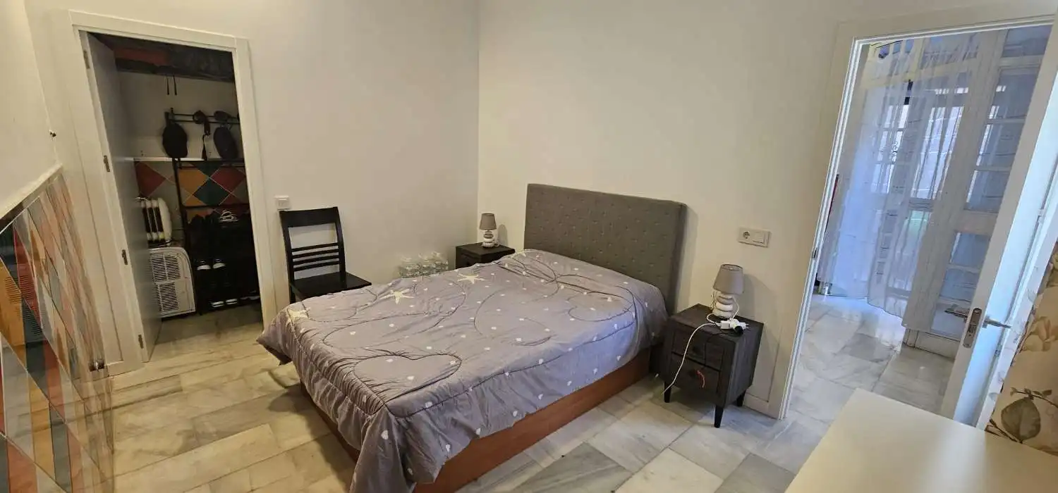 Dormitori de Apartament en venda en Fuengirola amb Aire condicionat, Calefacció i Moblat