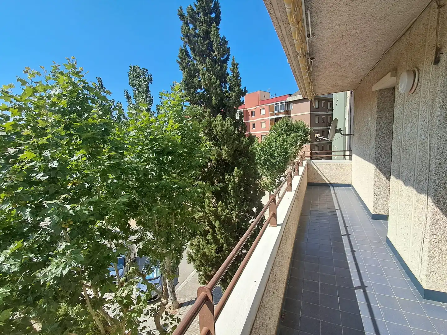 Piso con terraza en venta en Carrer de Girona