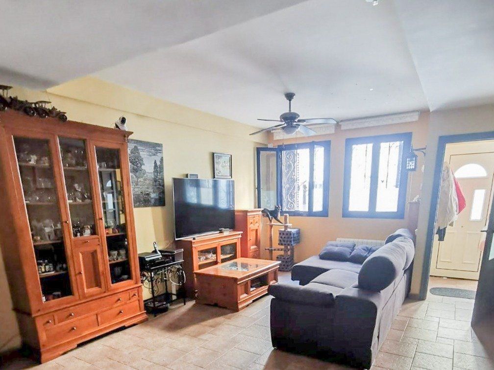 Living room of House or chalet for sale in Cubelles  with Air Conditioner, Heating and Terrace