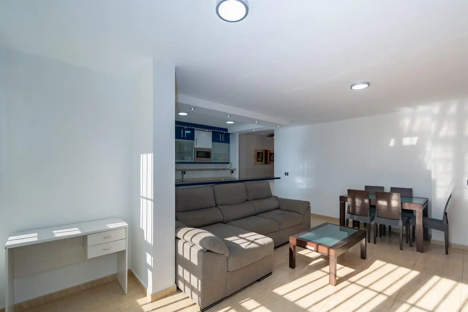Sala de estar de Piso en venta en Cartagena con Aire acondicionado, Trastero y Amueblado