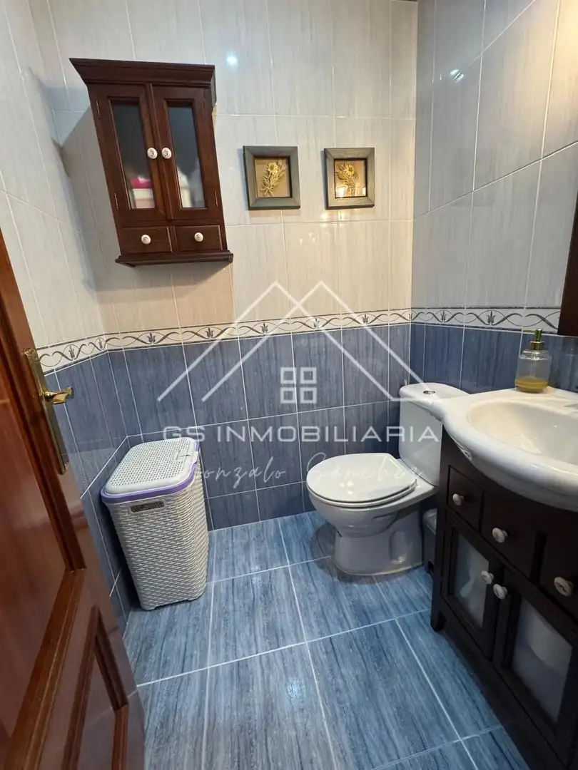 Bathroom of Flat for sale in Lucena
