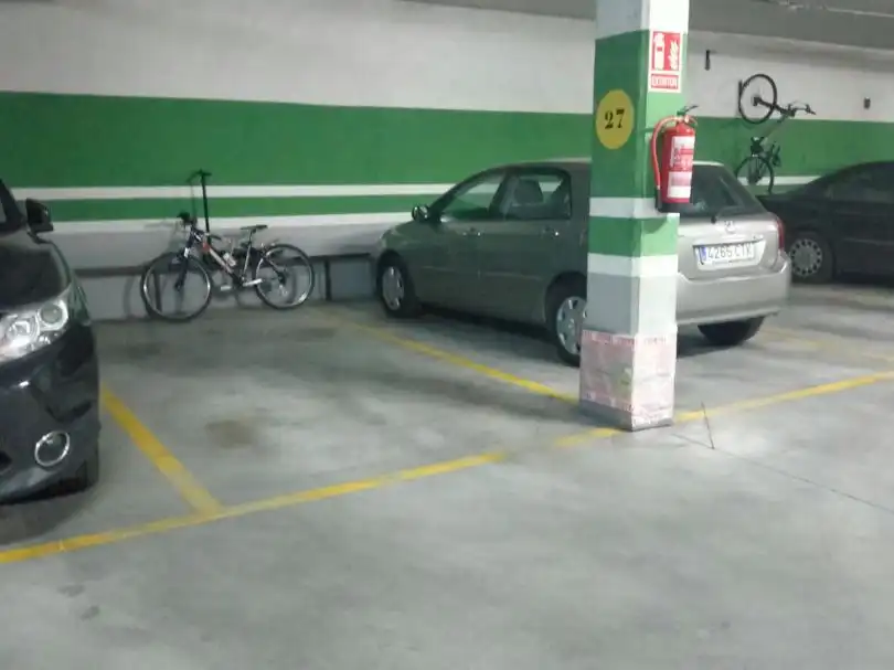 Parking of Garage for rent in Madrid  with Alarm