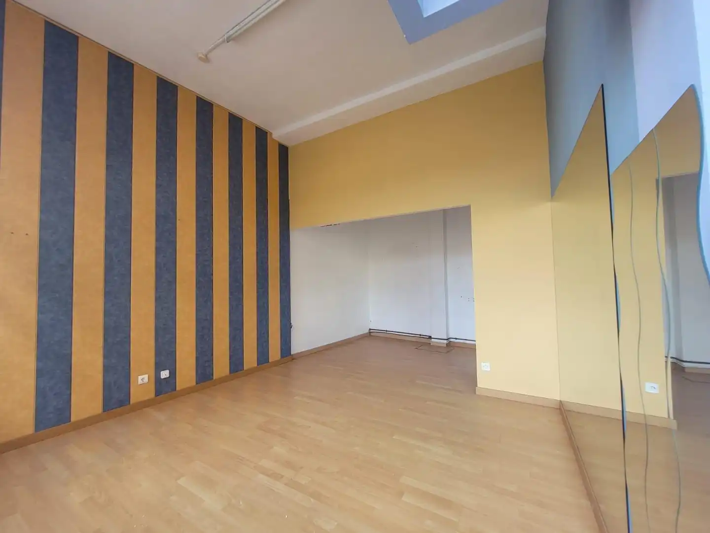 Business premises to rent in Calle Doctor Madrazo 1, imagen 2