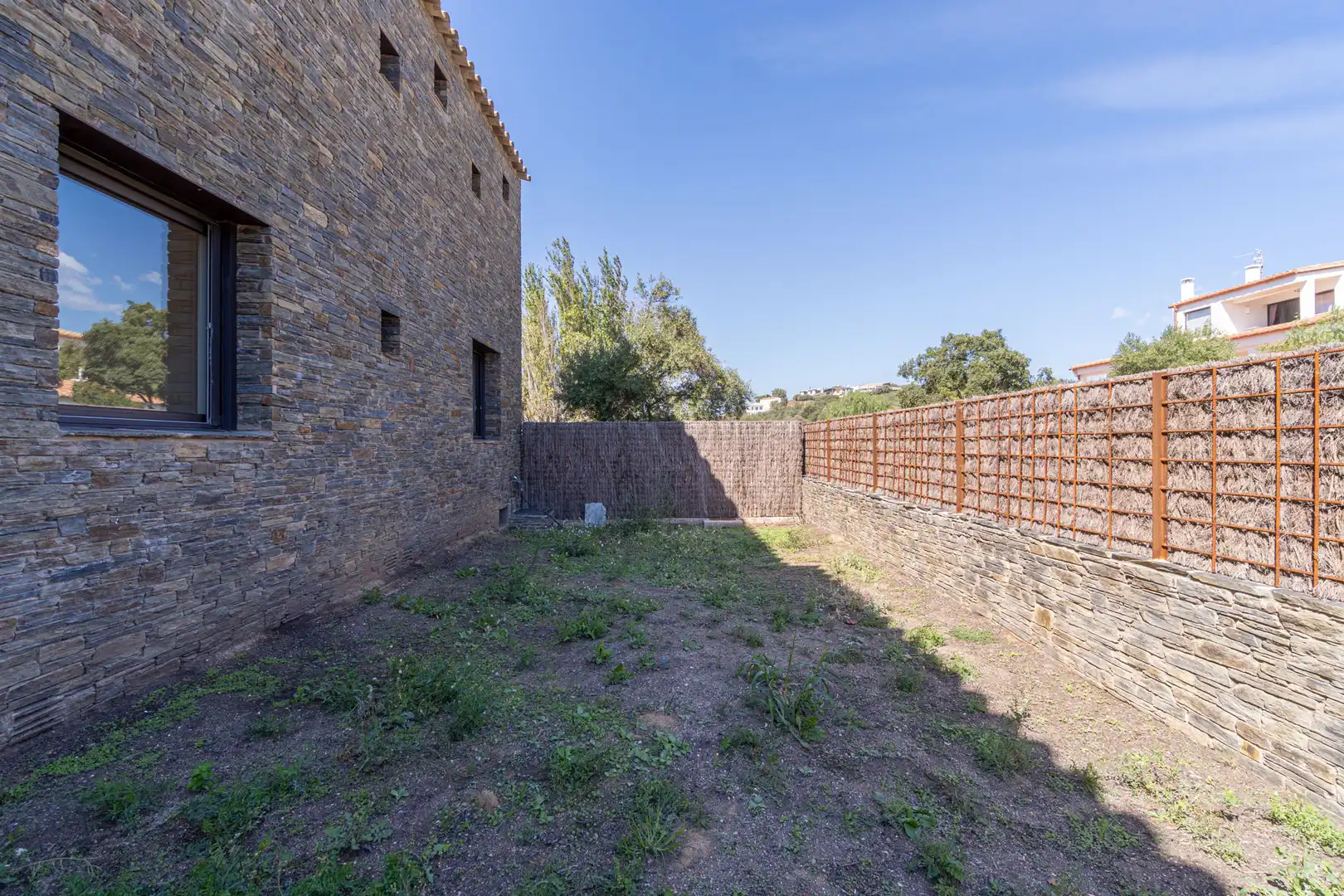 Garten von Haus oder Chalet zum Verkauf in Cadaqués mit Klimaanlage, Heizung und Privatgarten