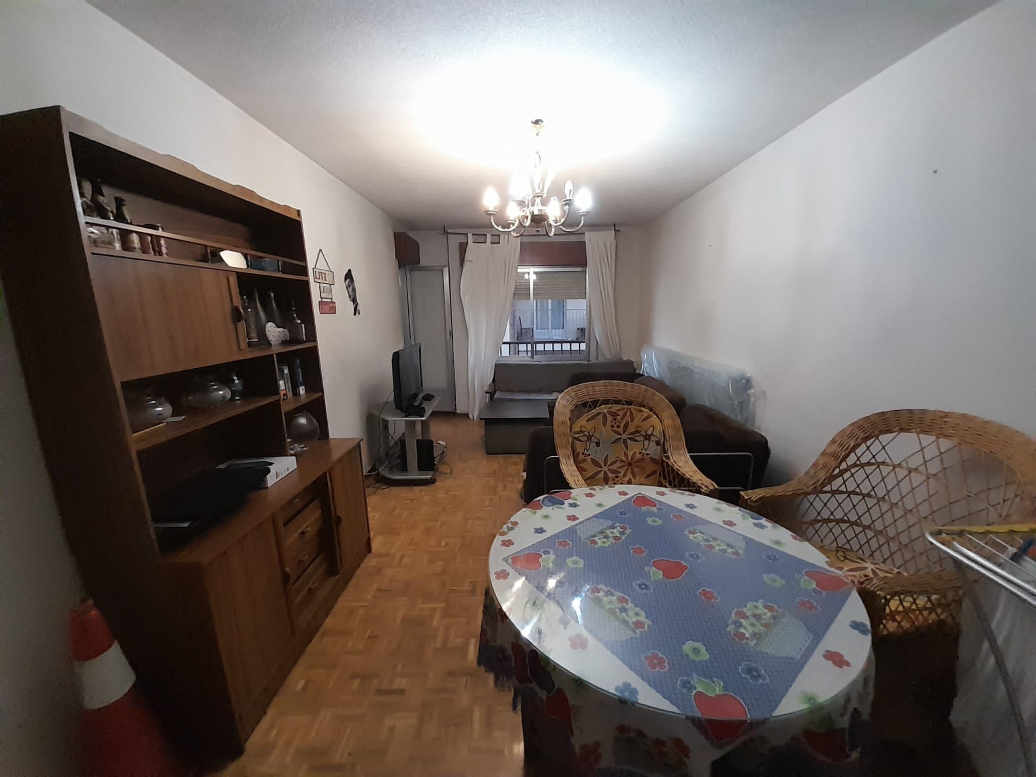 Living room of Flat for sale in Salamanca Capital  with Furnished