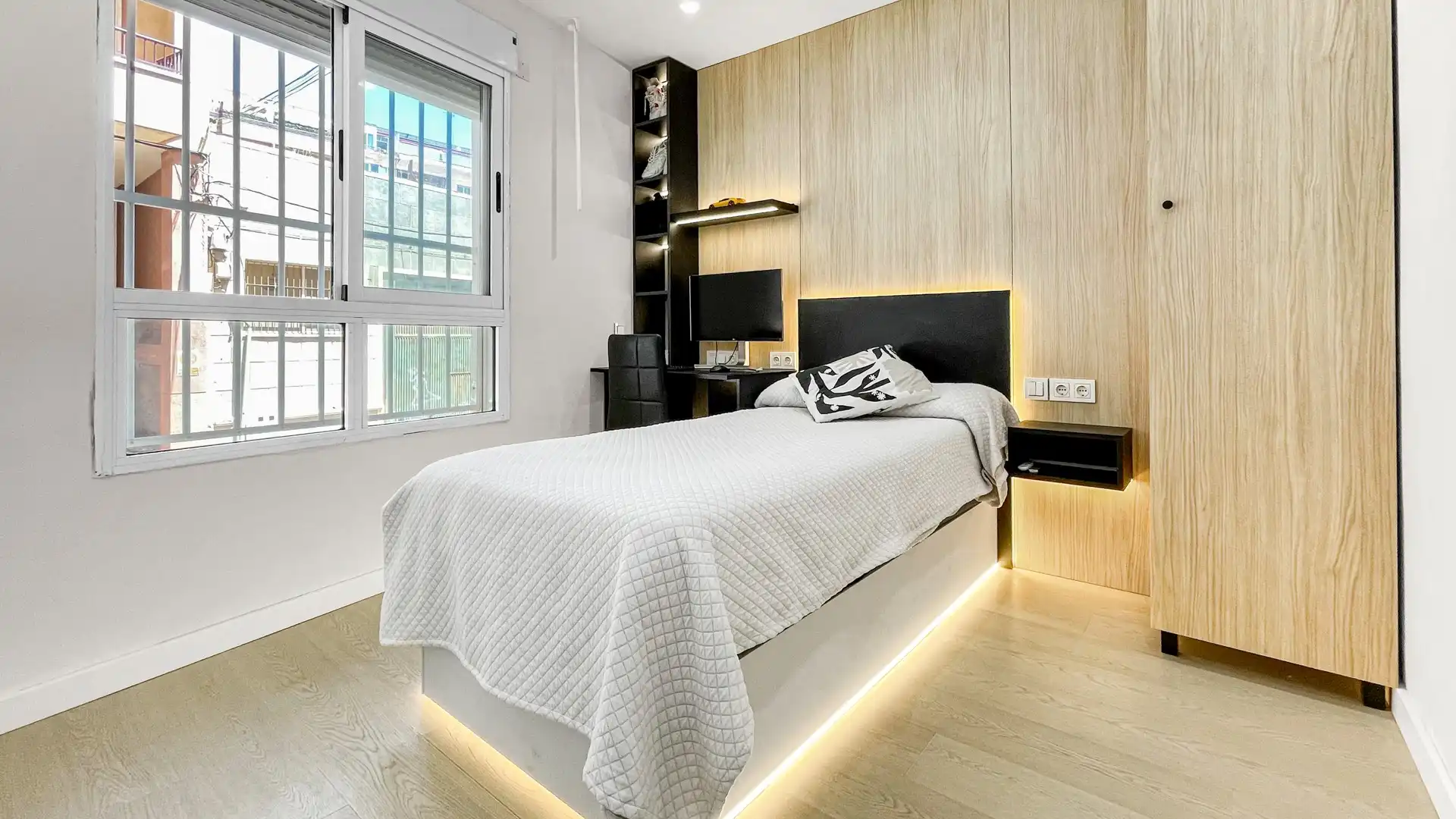 Habitación de Planta baja en venta en Torrevieja con Terraza, Horno y Lavadora