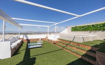 Terrassa de Àtic en venda en Armilla amb Aire condicionat, Jardí privat i Terrassa