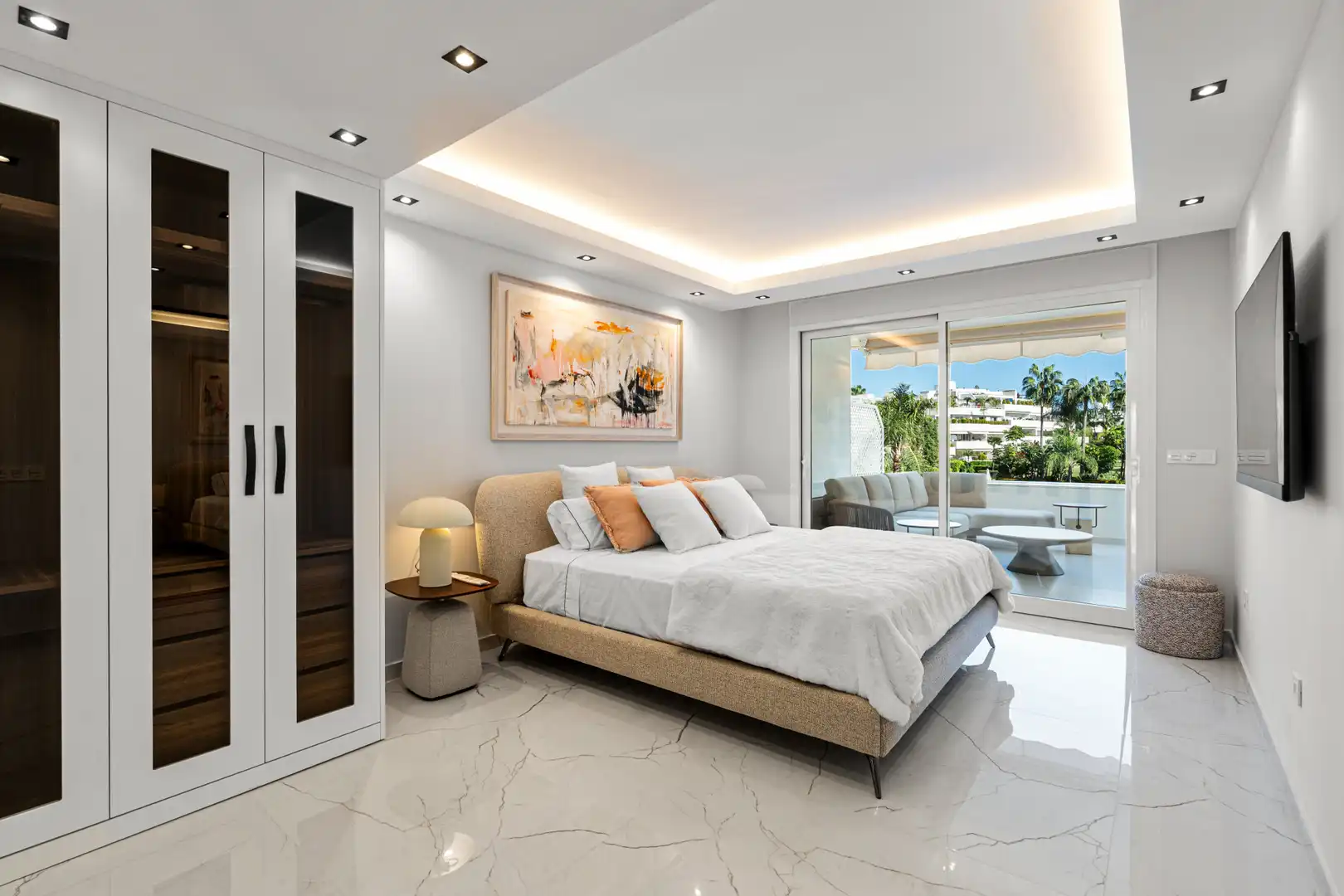 Habitación de Apartamento en venta en Marbella con Aire acondicionado, Terraza y Trastero