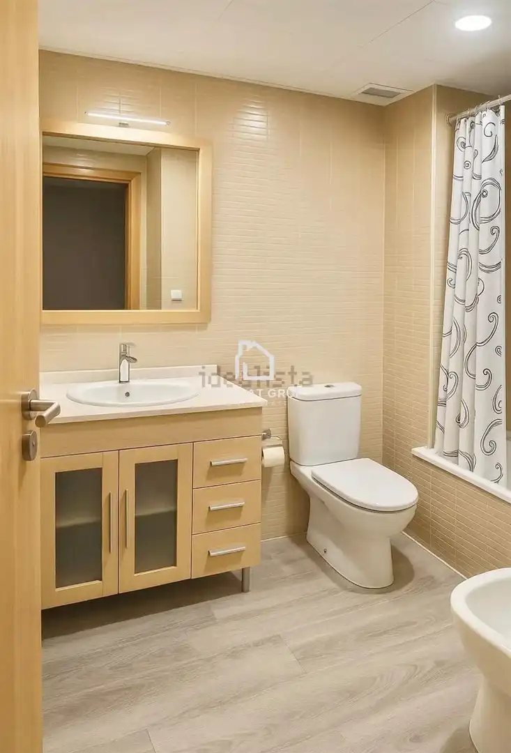 Badezimmer von Wohnung zum Verkauf in Mont-roig del Camp mit Klimaanlage, Heizung und Terrasse