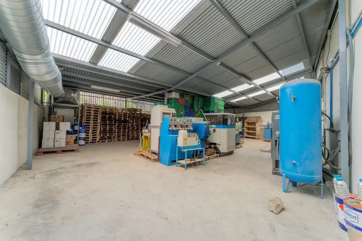 Industrial buildings for sale in Aspe
