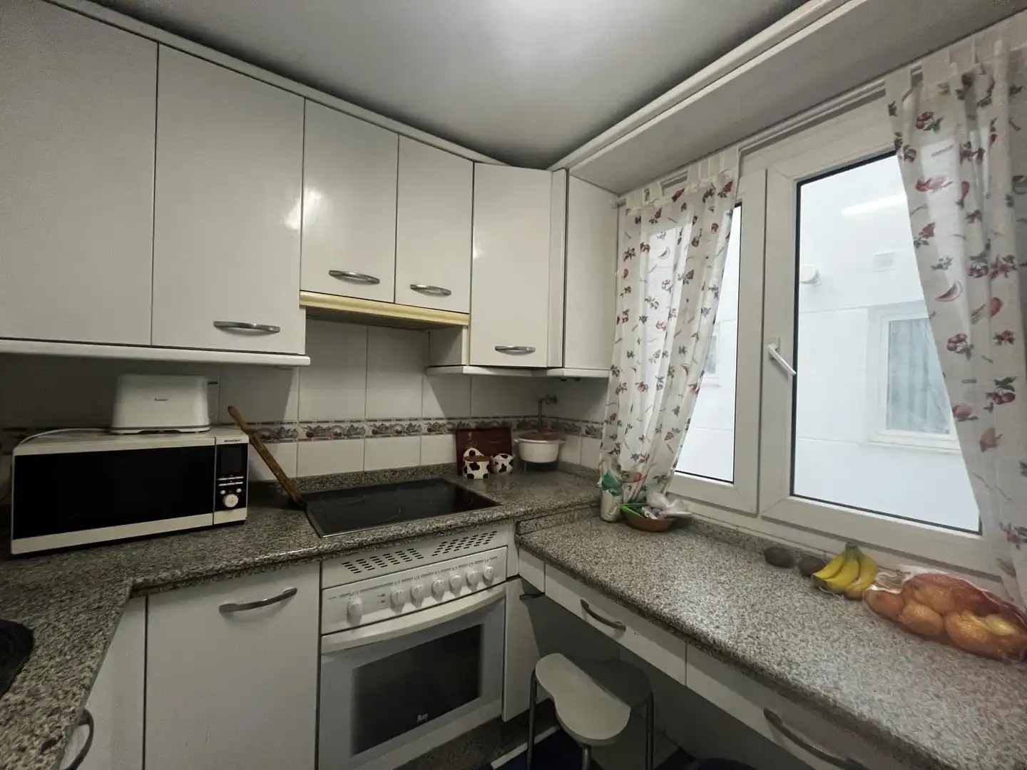 Kitchen of Flat for sale in Córdoba  with Air Conditioner, Terrace and Furnished