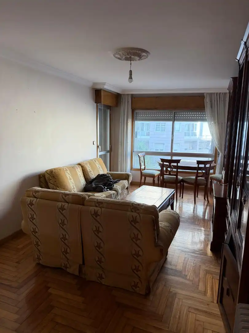 Sala de estar de Piso en venta en Vigo  con Trastero y Balcón