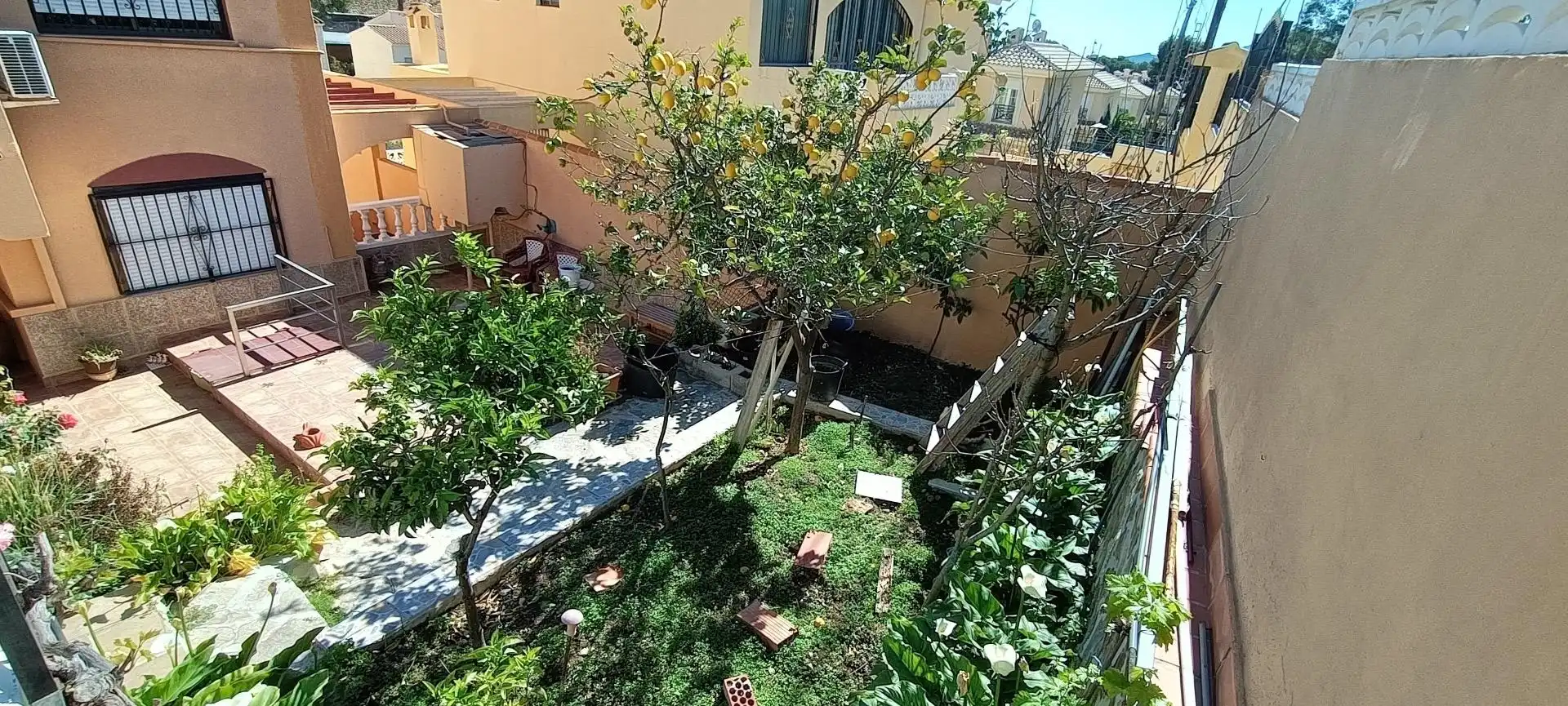 Jardín de Casa o chalet en venta en La Nucia con Aire acondicionado, Jardín privado y Terraza