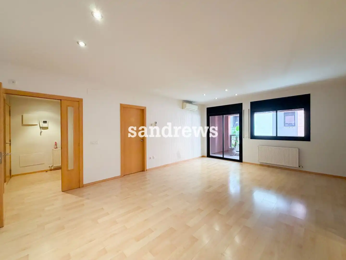 Flat for sale in Figueres  with Air Conditioner, Heating and Storage room