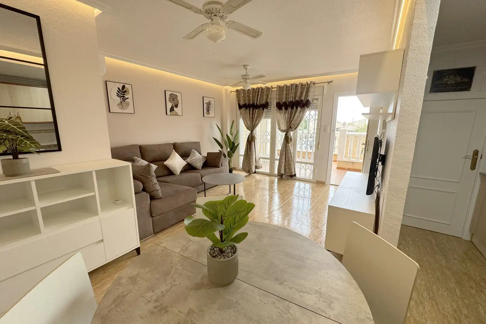 Sala de estar de Planta baja de alquiler en Formentera del Segura con Aire acondicionado, Calefacción y Terraza