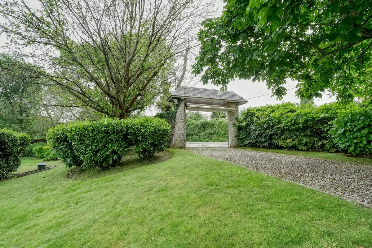 Vista exterior de Casa o xalet en venda en Sada (A Coruña) amb Calefacció, Jardí privat i Parquet