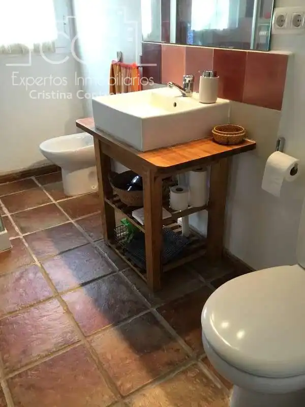 Baño de Finca rústica en venta en Pilas con Aire acondicionado, Terraza y Trastero