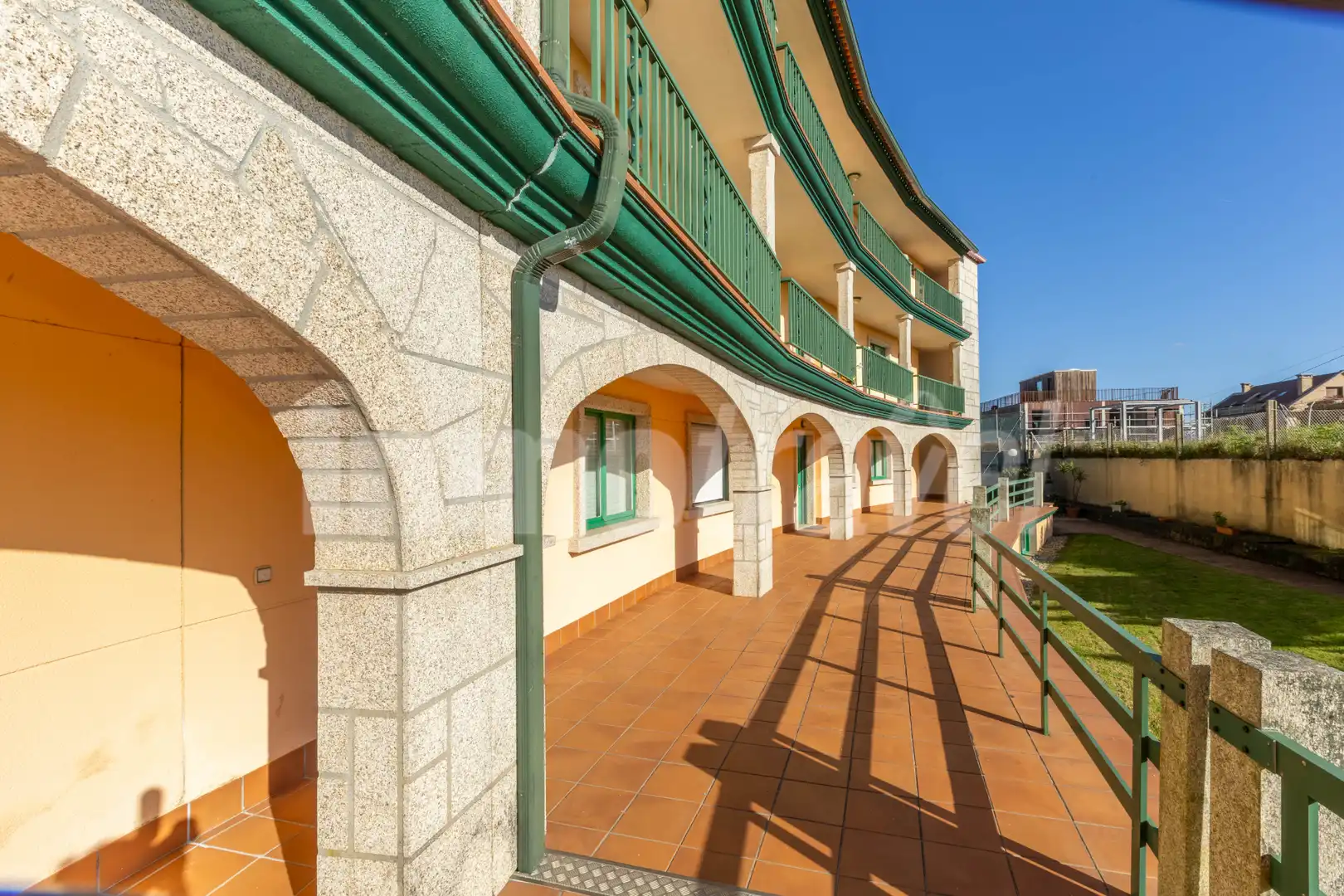 Vista exterior de Apartament en venda en Sanxenxo amb Terrassa, Traster i Moblat