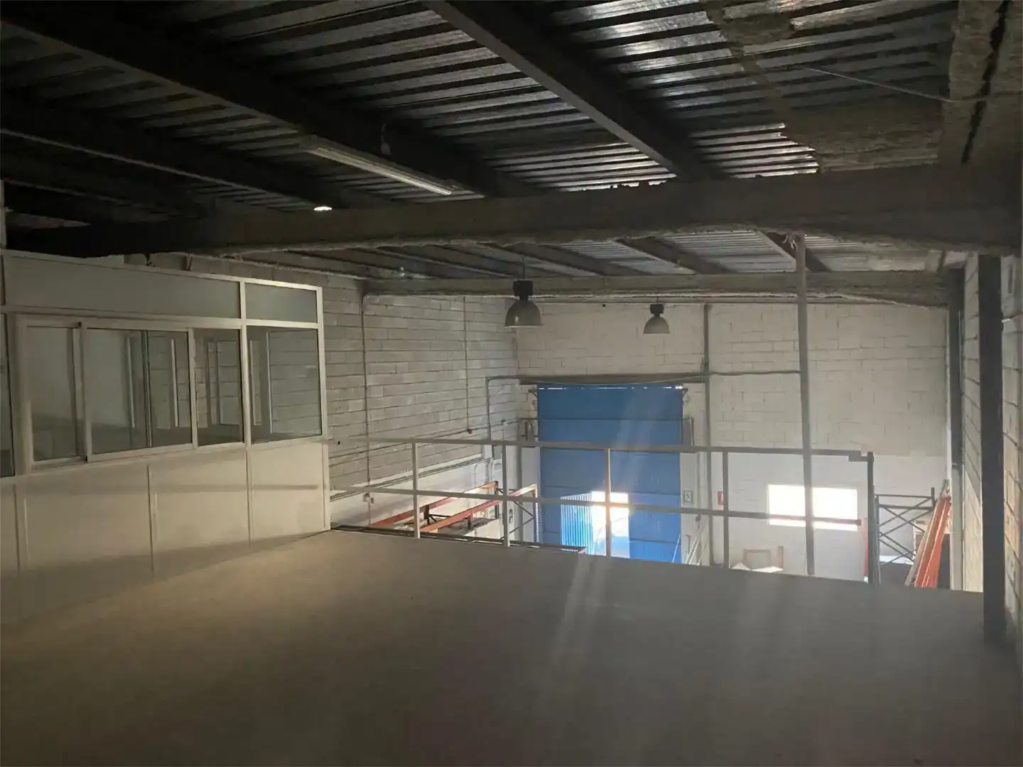 Fabrikhallen zur Miete in Torremolinos