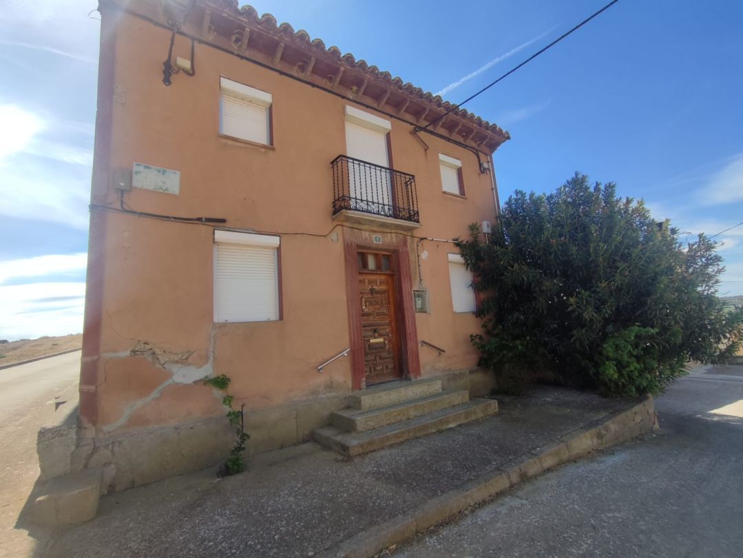 Exterior view of House or chalet for sale in Salillas  with Heating and Private garden