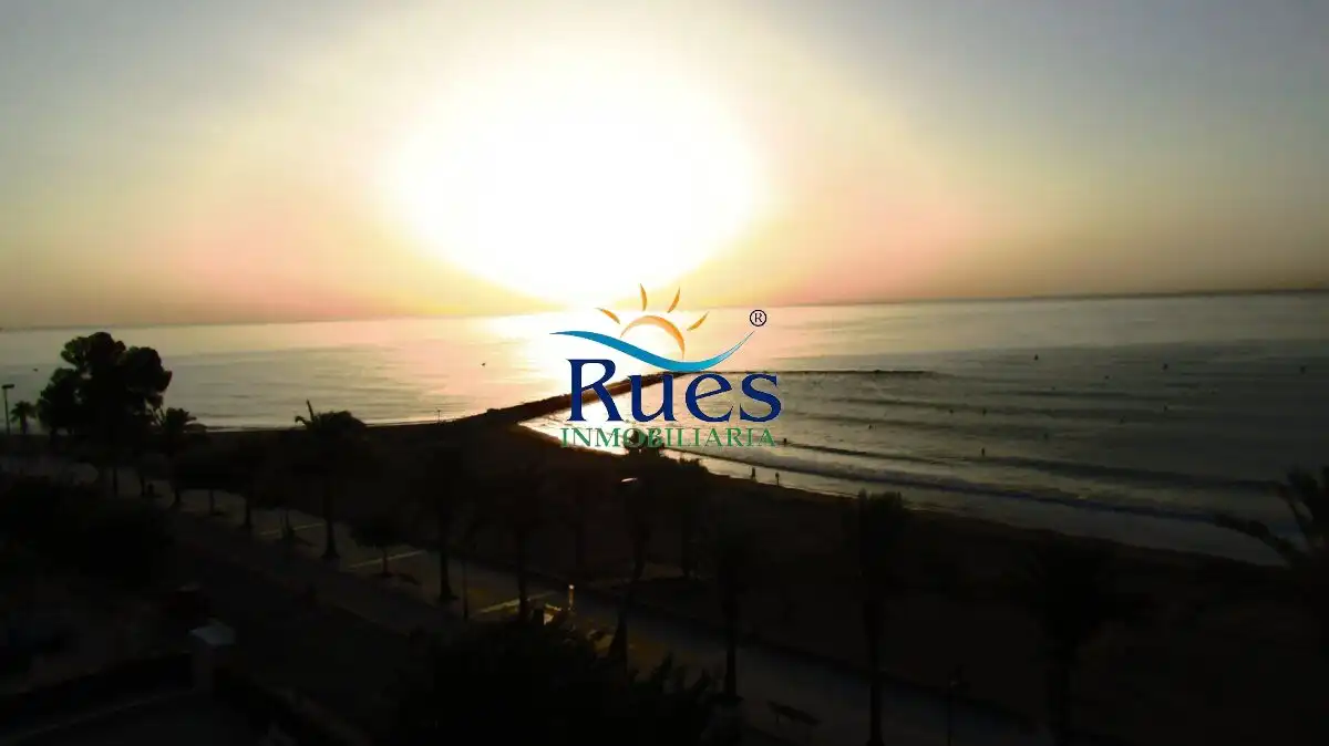 Vista exterior de Ático en venta en Benicasim / Benicàssim con Aire acondicionado, Calefacción y Trastero