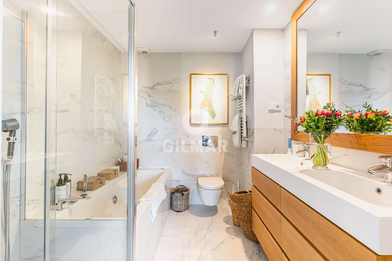 Bathroom of Flat for sale in Madrid  with Heating, Private garden and Swimming Pool
