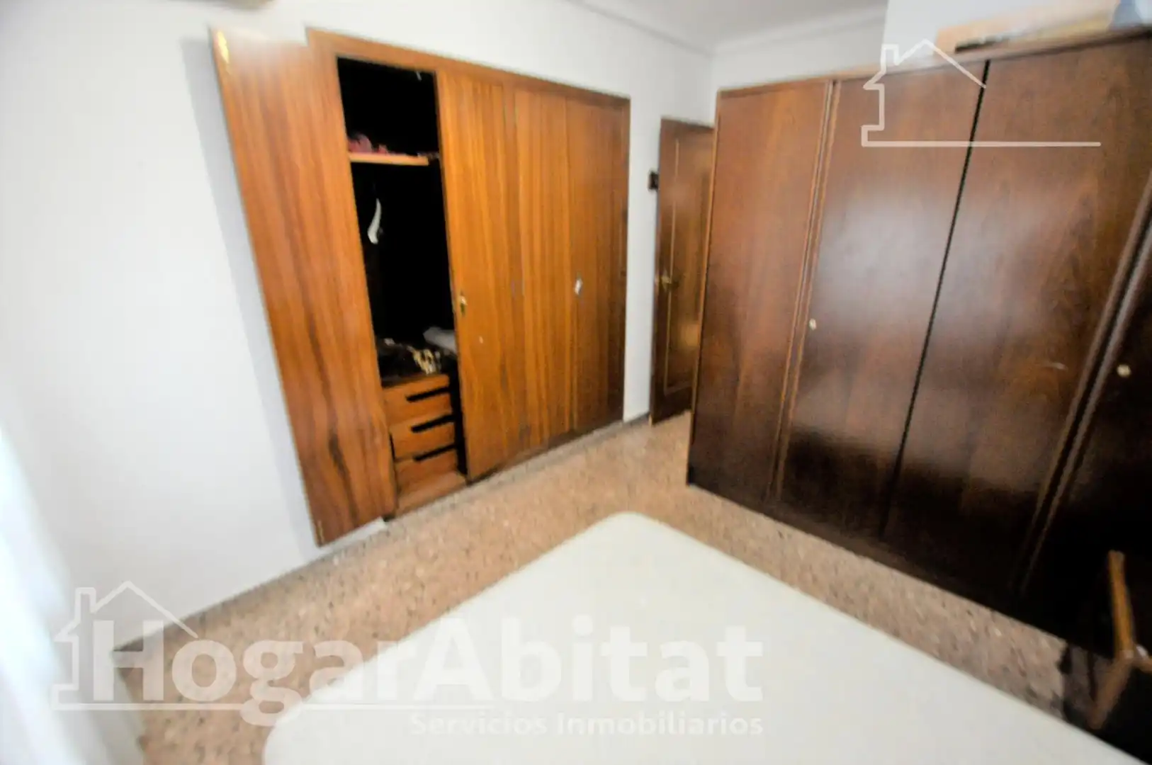 Schlafzimmer von Wohnung zum Verkauf in Valencia mit Klimaanlage, Heizung und Terrasse